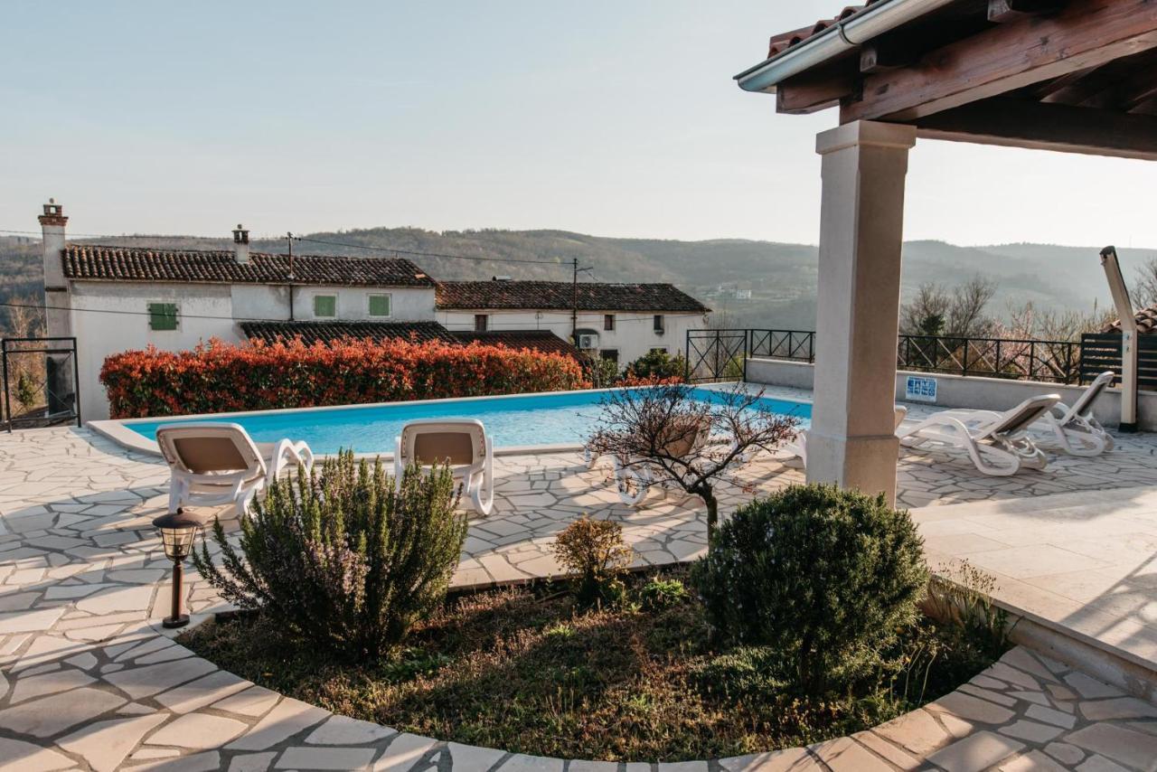 Villa Hana 모토분 외부 사진
